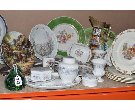 A GROUP OF CERAMICS, comprising Beswick Ware lettuce bowl no. 337, collectors plates four Royal Albert 'The Wind in the Willo