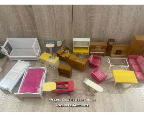 A LARGE COLLECTION OF VINTAGE DOLLS HOUSE FURNITURE INCLUDING SOFA , CHAIRS, TABLES SIDE BOARDS, WHITE GOODS, PIANO, BEDS AND