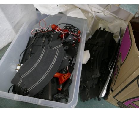 Quantity of Scalextric track