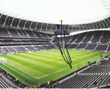 Harry Kane signed 10x8inch colour photo of Tottenham Hotspur photo. Good condition. All autographs come with a Certificate of