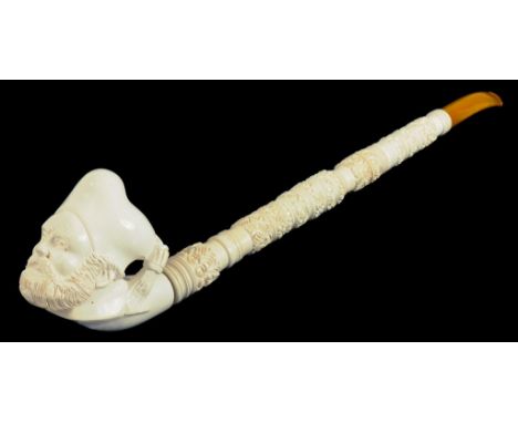 A CARVED MEERSCHAUM TURK'S HEAD TOBACCO PIPE, 20TH CENTURY