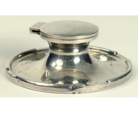 A GEORGE V SILVER CAPSTAN INKWELL, BIRMINGHAM 1926, LOADED