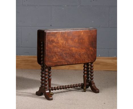 Small mahogany Sutherland table, on bobbin turned legs, 50cm wide