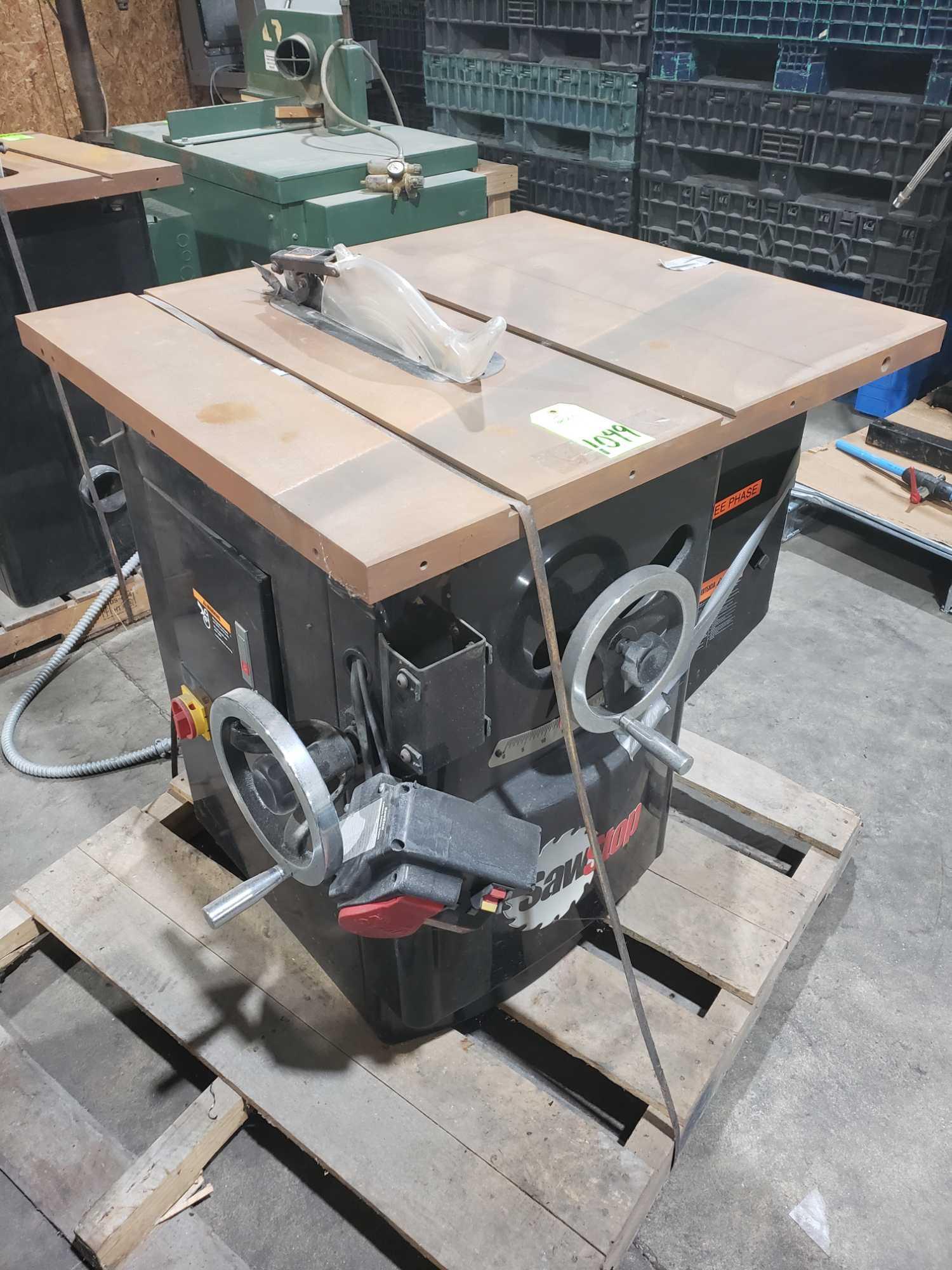 SawStop Table Saw.