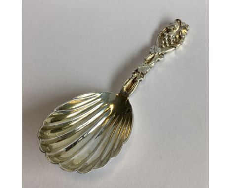 An attractive Victorian silver caddy spoon with vine handle. London 1871. By TH. Approx. 21 grams.