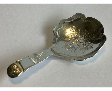 A good quality silver caddy spoon with bright-cut decoration in the Georgian style. Sheffield 1902. By JD&WD. Approx. 10 gram