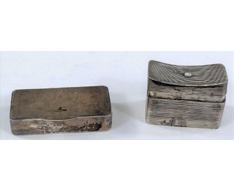 A hallmarked silver plain rectangular snuff box with spring loaded hinged lid, Birmingham 1907; a 19th century ribbed rectang