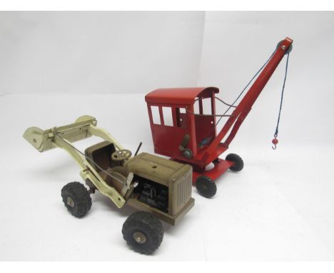 A Marx pressed steel farm tractor with dumper and a Triang pressed steel crane (2)