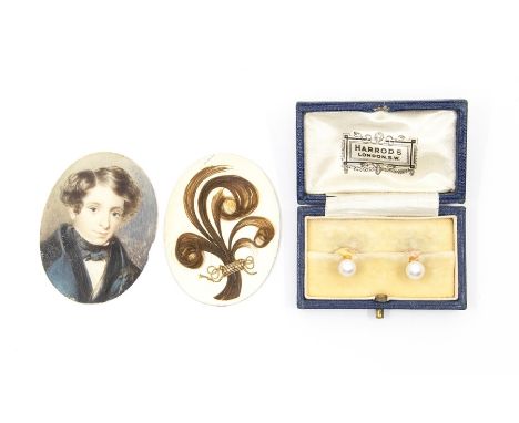 A pair of cultured pearl and 9ct gold dress studs, total gross weight approx 2.2gms , in original box along with a miniature 