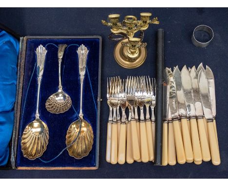Small collection of flat wares, along with plated fruit spoons in case, and a thermometer&nbsp;