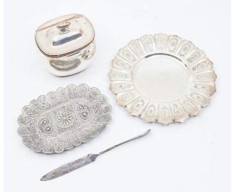 An Elkington &amp; Co., plated stand with lobed sides, stamped on rim together with a plain bombe shape tea caddy; an electro