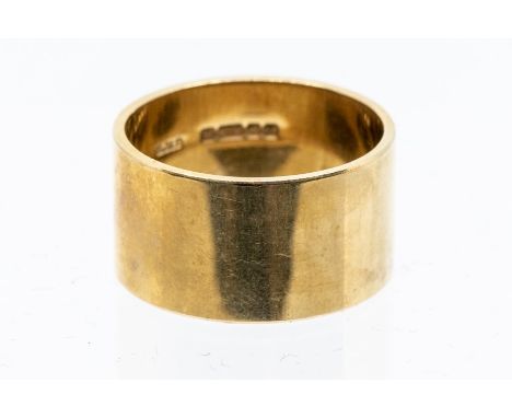 A 9ct gold wide ring, approx 11mm, size T, weight approx 9gms Condition report: minor wear and tear commensurate with age 