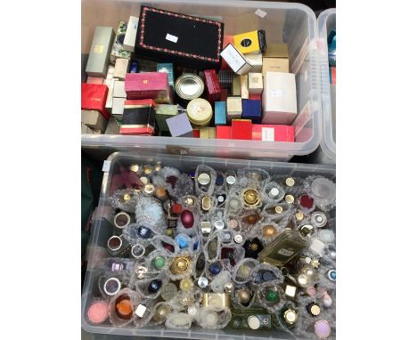 A collection of vintage and later 20th Century perfume bottles, boxed and unboxed, samples and empty, used bottles of popular