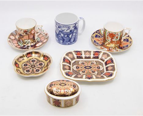 A collection of Crown Derby to include Old Imari oval box, 2 Old Imari pin trays, Derby Garden coffee can and saucer, Partdoe