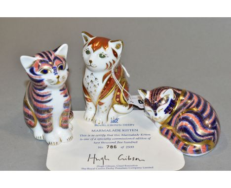 THREE ROYAL CROWN DERBY PAPERWEIGHTS, comprising limited edition 'Marmalade Kitten' No 786/2500 with certificate and gold sto