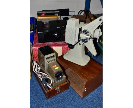 A WOODEN CASED ARGUS TRU-FOCUS SLIDE PROJECTOR, a boxed Eumig slide projector, incomplete, no power cables, a cased Astro fil