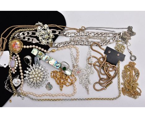 A BAG OF ASSORTED COSTUME JEWELLERY, to include a 9ct gold rope twist chain fitted with a spring clasp hallmarked 9ct gold Bi