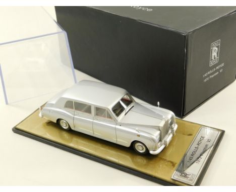 ATC ROLLS-ROYCE MODEL. An ATC 1/43 scale model of a 1972 Phantom VI. Mint with Perspex cover &amp; outer box.