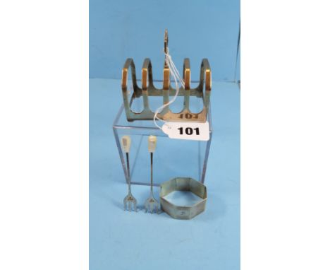 A GEORGE V SILVER FOUR-DIVISION TOAST RACK, maker:- EV. Sheffield 1933, a pair of silver SARDINE FORKS, maker:- EV, Sheffield