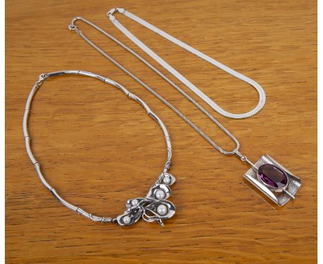 Collection of jewellery comprising: a Hagit Gorali silver Art Nouveau style necklace, signed and marked '925' to the clasp, 3