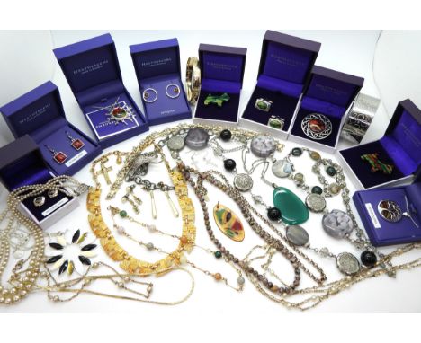 A collection of iconic Heather Gems jewellery to include Scotty Dog brooches, a string of ocean jasper beads, a large green a