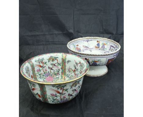 A late Victorian chinoiserie decorated transfer print fruit bowl by D D &amp; Co. "Singapore" pattern, together with a modern