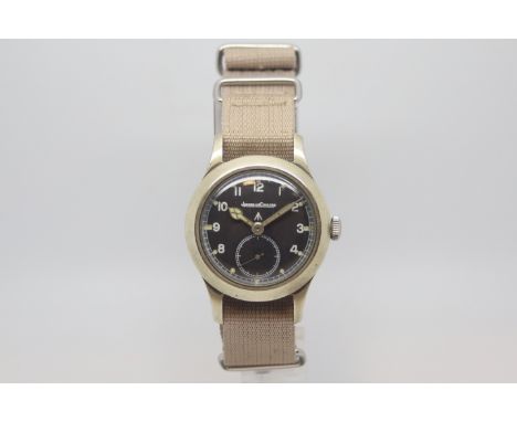 Vintage Military Jaeger-LeCoultre MK10, black circular dial marked with British military crows foot, white Arabic numerals an