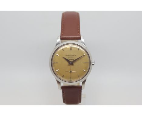 Vintage Jaeger-LeCoultre automatic, Pidduck signed dial, circular dial with dagger hour markers, subsidiary seconds dial, 32m