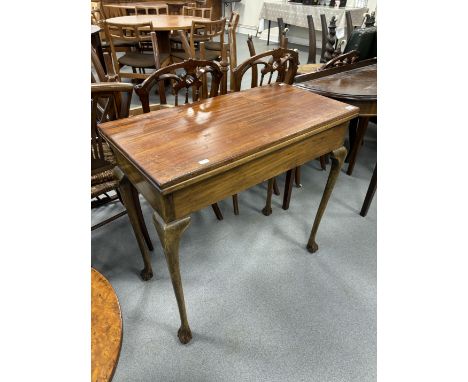 EDWARDIAN MAHOGANY FOLDING CARD TABLE