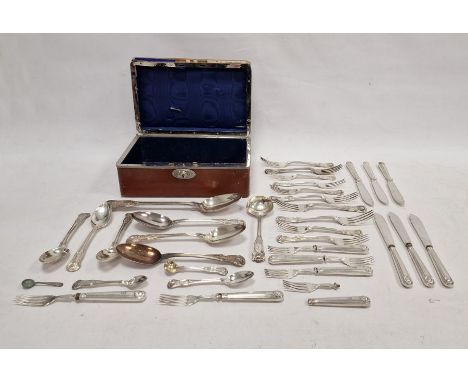 Assorted silver flatware, Kings pattern, various dates and makers and further flatware, 53ozt (1 box) 