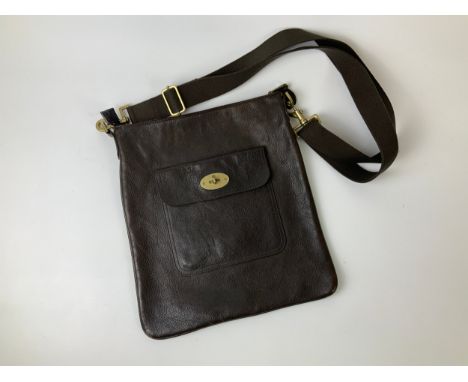 Vintage Mulberry Large 'Seth' Cross Body Bag - Dark Brown NVT Leather - Good Condition - 36cm x 32cm 