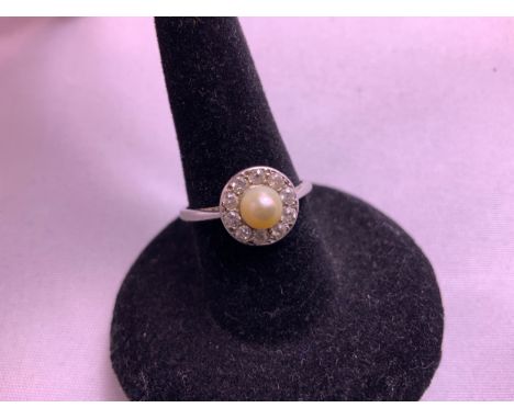 Platinum Pearl Set Ring - Size L - 2.5g 