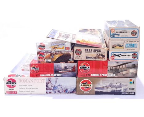Airfix, a mixed Model Kit group of Planes. Not checked for completion or correctness. Conditions generally appear Excellent i