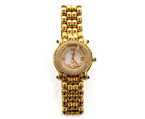 Chopard, Happy Sport, gouden damespolshorloge. Horloge met vijf Happy Diamonds, lunette pavé bezet met briljant geslepen diam