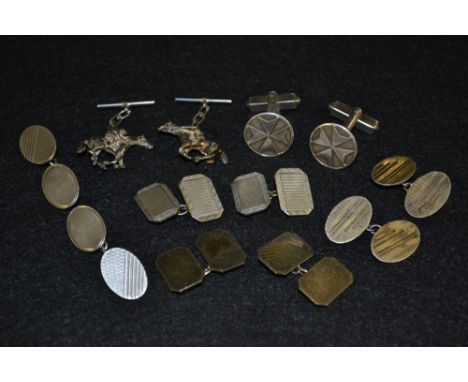 Gentleman's Accessories - a pair of novelty racehorse and jockey silver cufflinks, indistinctly marked;  four pairs of Art De