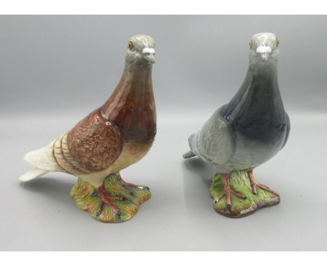 Two Beswick pigeons, model no. 1383, one grey and one brown, H14.5cm