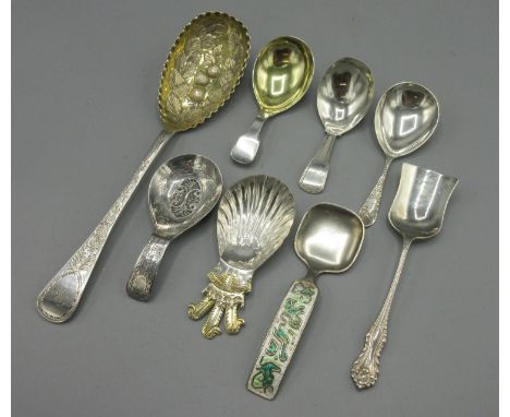 George IV silver spoon with gilt bowl decorated with repoussé strawberries and leaves, makers mark obscured, London, 1826, 20