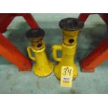 LOT OF SCREW JACKS (4), assorted