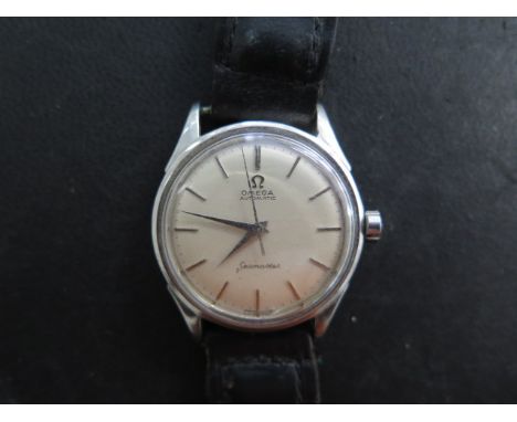 A Vintage Omega Automatic Seamaster gents wristwatch, 33mm stainless steel case, running, hands adjust, small spotting to dia