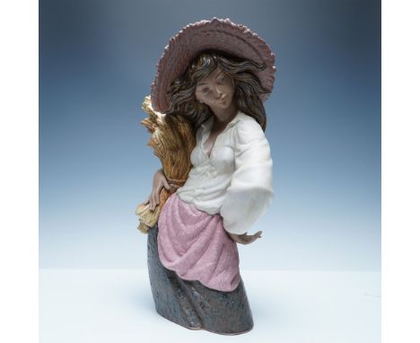 Lladro Spring Shepherdess Gres porcelain sculpture, model number 01012133. Designed by Jose Puche, this exquisite piece depic