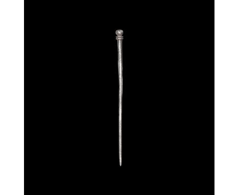 1st-2nd century AD.   A slender silver hairpin with gussetted collar, knop finial. 0.92 grams, 52mm (2"). Fine condition.Prop