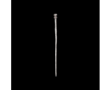 1st-2nd century AD.   A slender silver hairpin with gussetted collar, knop finial. 0.92 grams, 52mm (2"). Fine condition.Prop