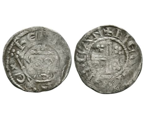 1194-1199 AD. Class 4b. Obv: facing bust with sceptre and HENRICVS REX legend. Rev: short voided cross and quatrefoils with +