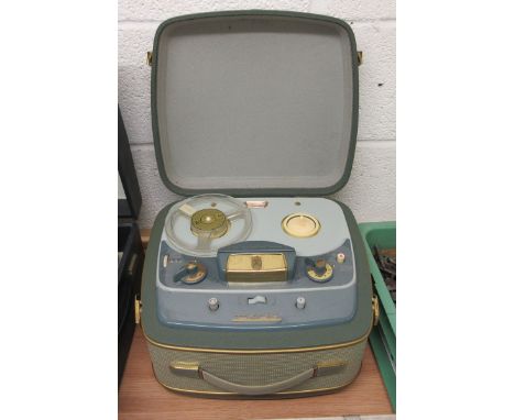 Grundig TK25 reel to reel tape recorder