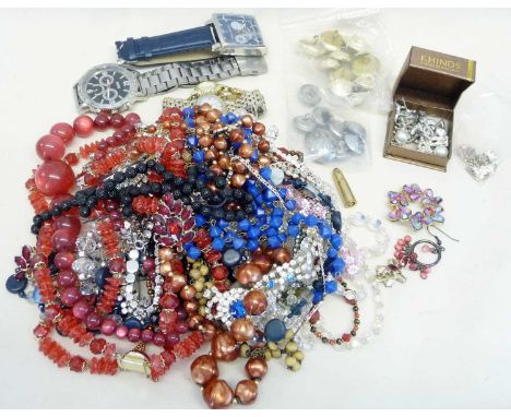 Assorted costume jewellery, etc 