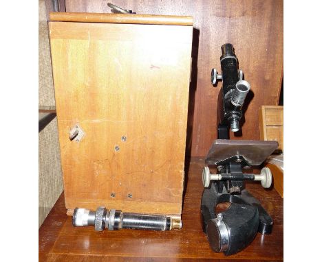 Part microscope in box with other accessories