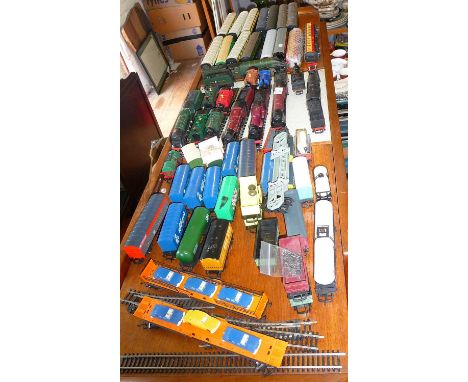 Large collection of Hornby Railways 00 Gauge Locomotives (12), a Hornby Dublo Silver King Engine &amp; Tender, 15 various coa
