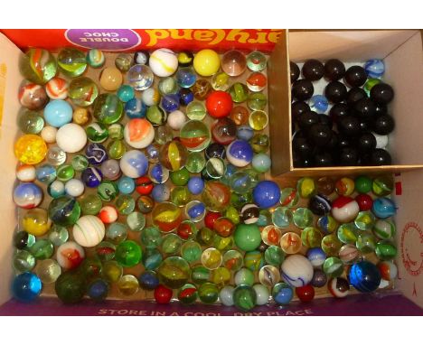 Good collection of marbles and alleys