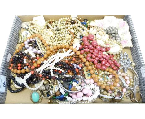Vintage costume jewellery necklaces etc