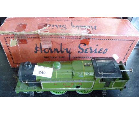 Hornby O gauge clockwork locomotive 4-4-2 no1784 in green L.N.E.R with original box